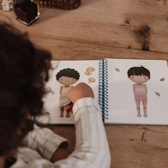 Libro para vestir personajes forest friends