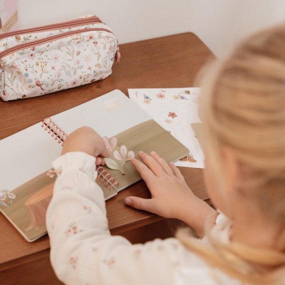 libro pegatinas fairy garden little dutch