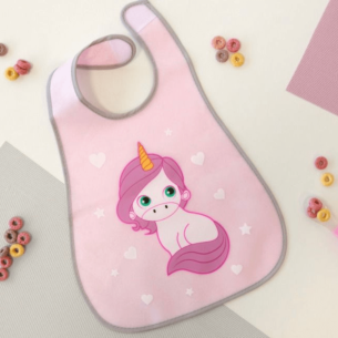 Babero de unicornio plastificado 2