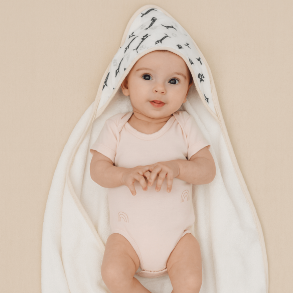 Capa de baño bebé diseño perritos