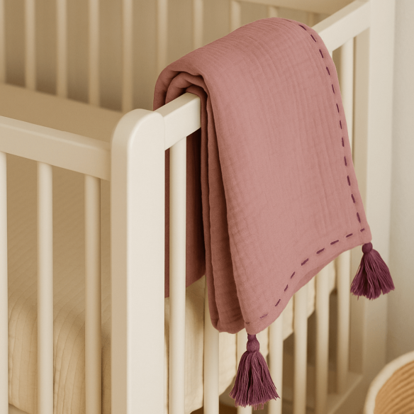 Arrullo Murat con Pompón bebé rosa