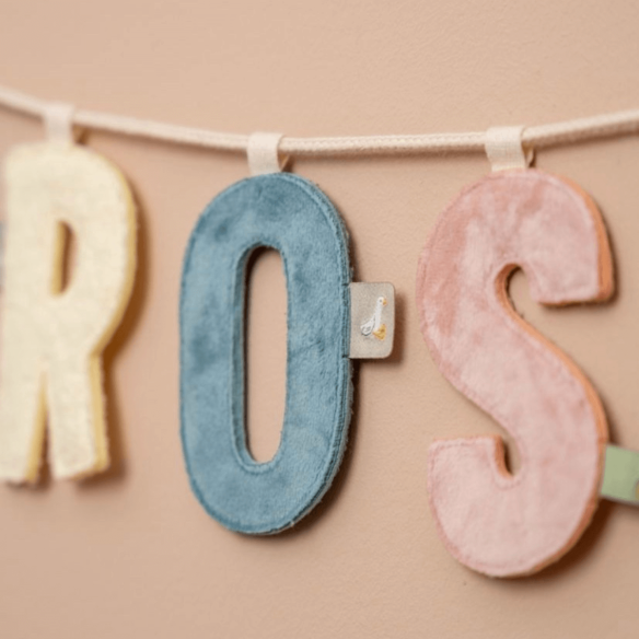 Letra S guirnalda decoración infantil de Little Dutch