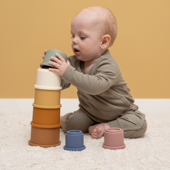 Juego de vasos vintage apilables bebé