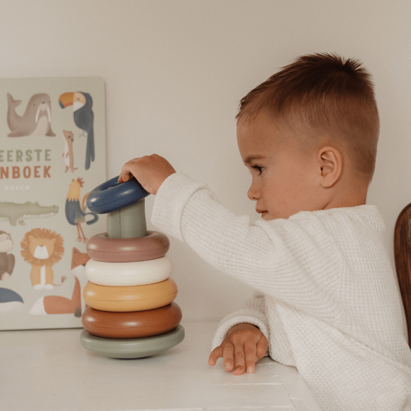 juego apilable para desarrollar habilidades motoras bebé