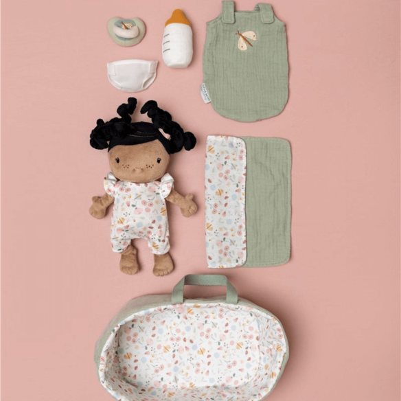 Bebé Evi de peluche blandita con accesorios y personalizable en la cesta