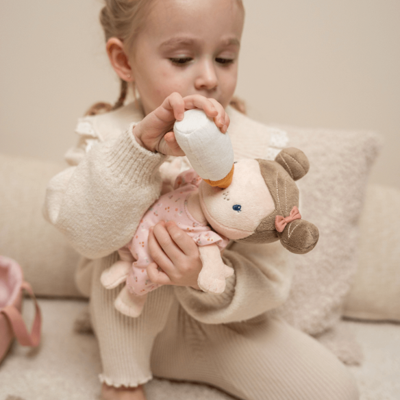 muñeca blandita con pañal y chupete