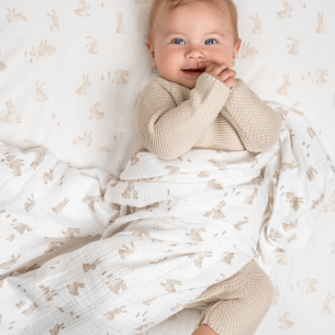 Muselina Conejito de la marca Little Dutch 2
