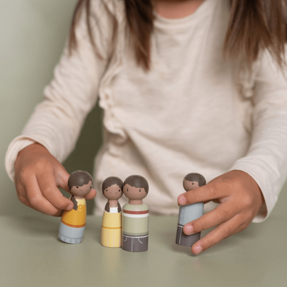 juguete set de muñecos de madera para Casa de Muñecas