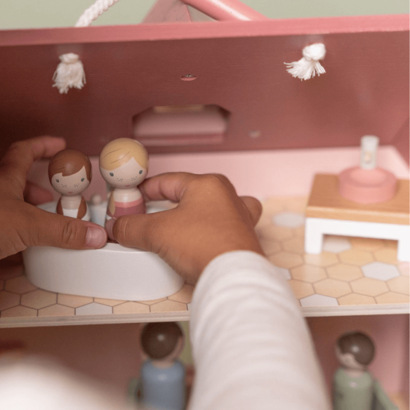 muñecos de juguete en madera Set Familia Rosa para Casa de Muñecas