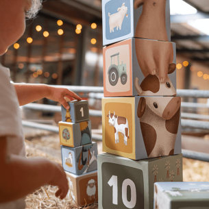 cubos de cartón de la granja para niñas y niños de Little Dutch en oukidsshop 2