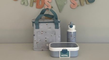Personaliza Mochilas, Fiambreras y Botellas Infantiles para la Vuelta al Cole: ¡Diviértete Creando!